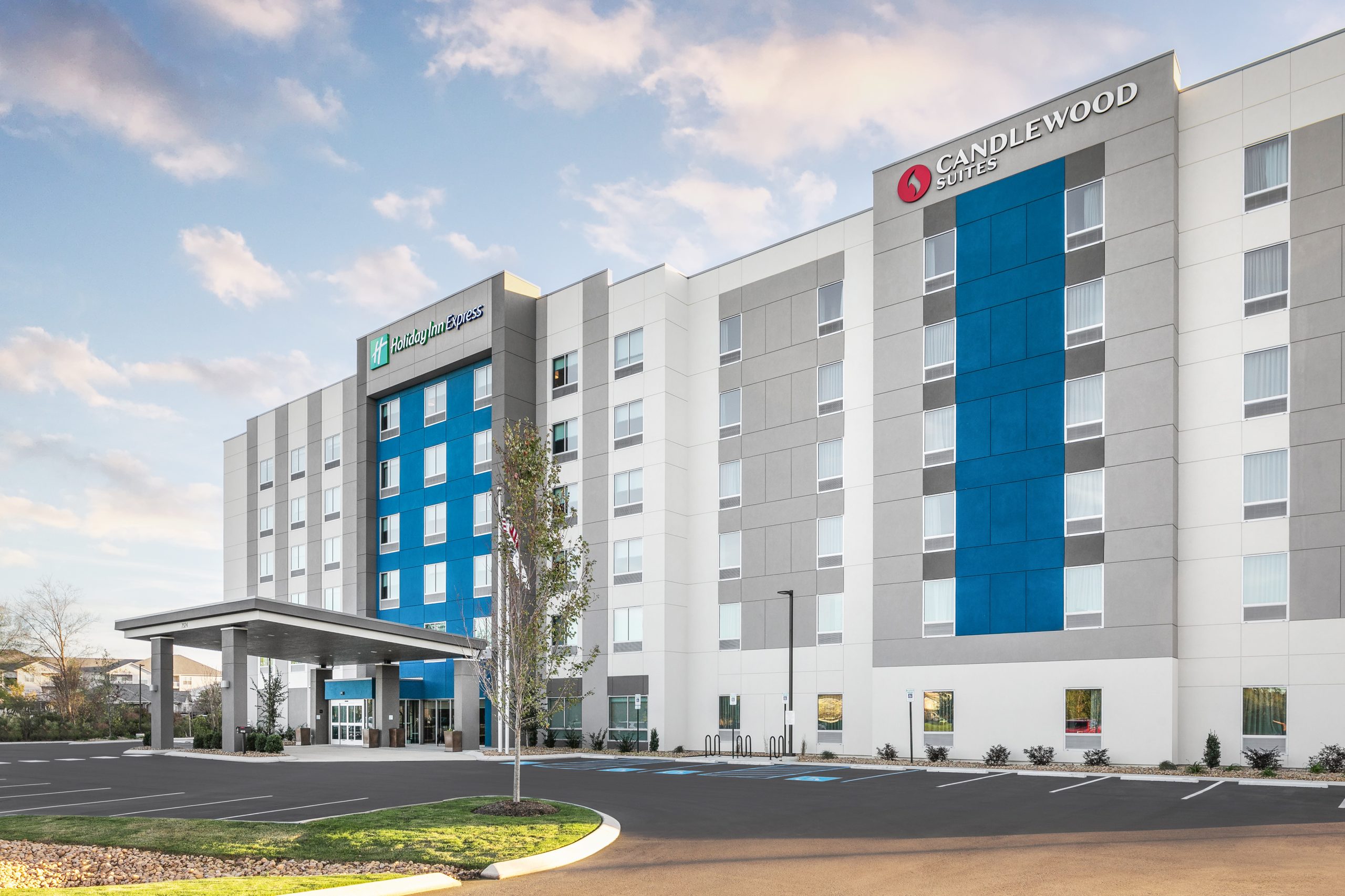 Candlewood Holiday Inn Express